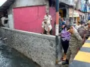 Pemkab Tangerang Tertibkan Bangunan di Atas Saluran Irigasi Desa Talagasari Pemkab Tangerang Tertibkan Bangunan di Atas Saluran Irigasi Desa Talagasari