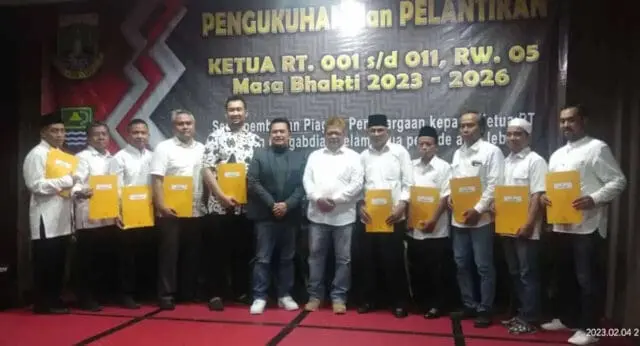 Puluhan Pengurus RT di RW 05 Kelapa Dua Resmi Dilantik Puluhan Pengurus RT di RW 05 Kelapa Dua Resmi Dilantik