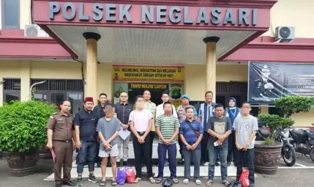 Polisi Lakukan Diversi 4 Anak Terlibat Tawuran di Tangerang Polisi Lakukan Diversi 4 Anak Terlibat Tawuran di Tangerang
