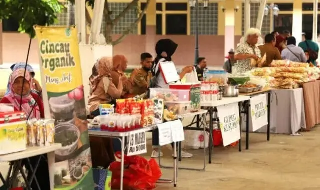 Rutin Digelar, Disperindagkop UKM Buka Bazar UMKM di Puspemkot Tangerang Rutin Digelar, Disperindagkop UKM Buka Bazar UMKM di Puspemkot Tangerang