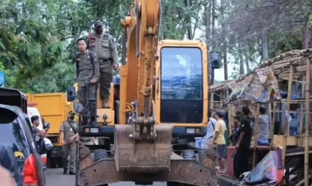 Penertiban Pasar Irigasi Sipon Disebut Penindakan Terakhir, Jika Tidak? Penertiban Pasar Irigasi Sipon Disebut Penindakan Terakhir, Jika Tidak?