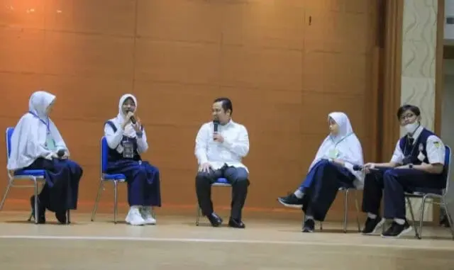 Buka Gelar Karya Pelajar, Walikota Tangerang Ngobrol dalam Bahasa Inggris Buka Gelar Karya Pelajar, Walikota Tangerang Ngobrol dalam Bahasa Inggris