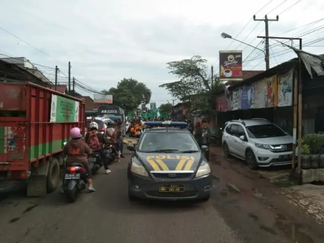 Personil Polsek Baros Polresta Serang Kota Kawal Kegiatan Satu Abad Nahdlatul Ulama MWC NU Kecamatan Baros Personil Polsek Baros Polresta Serang Kota Kawal Kegiatan Satu Abad Nahdlatul Ulama MWC NU Kecamatan Baros
