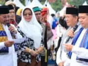 146 Pasang Pengantin, Heboh! Ngebesan Ala Wali Kota dan Wakil Wali Kota Tangerang 146 Pasang Pengantin, Heboh! Ngebesan Ala Wali Kota dan Wakil Wali Kota Tangerang