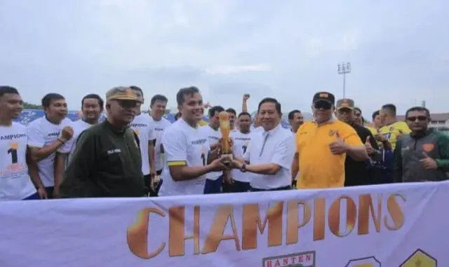 Final Sepakbola Antar Satpol PP se-Banten, Kota Tangerang Kalahkan Tangsel 3-1 Final Sepakbola Antar Satpol PP se-Banten, Kota Tangerang Kalahkan Tangsel 3-1