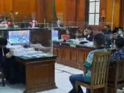 Di Persidangan Internal Audit Fenny Mengaku Meratus Rugi Rp501 M Lalu Berubah Jadi Rp 93 M Di Persidangan Internal Audit Fenny Mengaku Meratus Rugi Rp501 M Lalu Berubah Jadi Rp 93 M