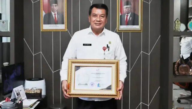 Berbasis Elektronik Kabupaten Tangerang Raih Penghargaan Berbasis Elektronik Kabupaten Tangerang Raih Penghargaan