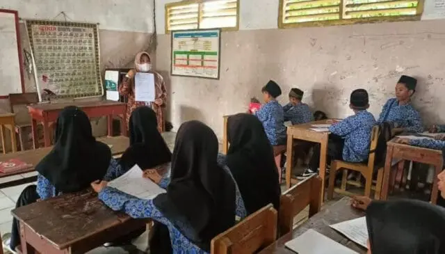 Puskesmas Mekar Baru Lakukan Sosialisasi Konseling Upaya Berhenti Merokok di Kalangan Pelajar Puskesmas Mekar Baru Lakukan Sosialisasi Konseling Upaya Berhenti Merokok di Kalangan Pelajar