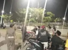 Satpol PP Bubarkan Kerumunan Remaja Yang Mengganggu Pengguna Jalan