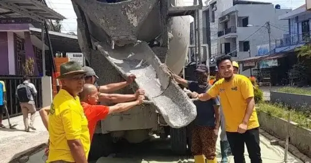 Sahabat Robinsar Caleg DPRD Cilegon Dapil IV Grogol-Pulomerak Perbaikan Akses Jalan Puri Krakatau Hijau Sahabat Robinsar Caleg DPRD Cilegon Dapil IV Grogol-Pulomerak Perbaikan Akses Jalan Puri Krakatau Hijau