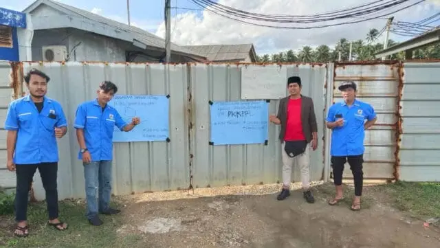 DPD KNPI Lebak Segel Tambak Udang Tanpa Izin Lengkap di Lebak DPD KNPI Lebak Segel Tambak Udang Tanpa Izin Lengkap di Lebak