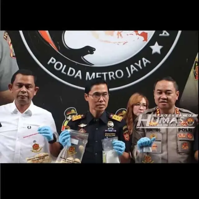 Polda Metro Jaya Ungkap 3 Kasus Narkoba Jaringan Internasional Polda Metro Jaya Ungkap 3 Kasus Narkoba Jaringan Internasional