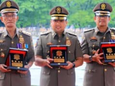 Karya Bhakti Peduli Satpol PP, Arief Terima Penghargaan dari Kemendagri Karya Bhakti Peduli Satpol PP, Arief Terima Penghargaan dari Kemendagri