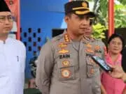 Kapolres Minta Personil Siaga Posko Banjir Sungguh-Sungguh Bantu Warga Kapolres Minta Personil Siaga Posko Banjir Sungguh-Sungguh Bantu Warga