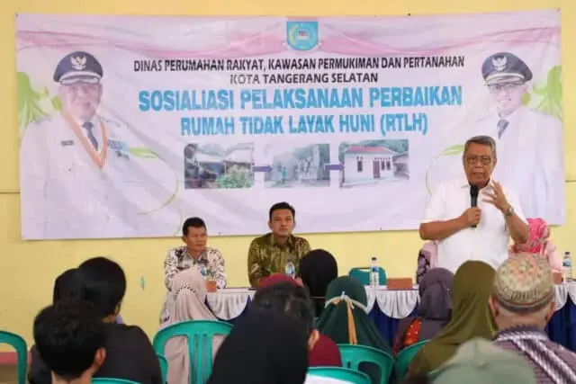 Benyamin : 43 Rumah Dibedah di Kecamatan Ciputat Timur Benyamin : 43 Rumah Dibedah di Kecamatan Ciputat Timur