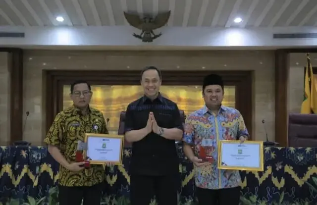 Pemkot Tangerang Raih Core Values ASN BerAKHLAK dari ESQ Group Pemkot Tangerang Raih Core Values ASN BerAKHLAK dari ESQ Group