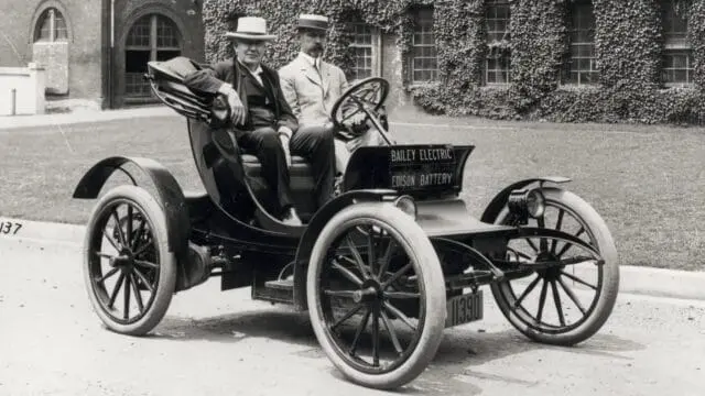 Robert Anderson, Bapak Mobil Listrik Pertama di Dunia Robert Anderson, Bapak Mobil Listrik Pertama di Dunia