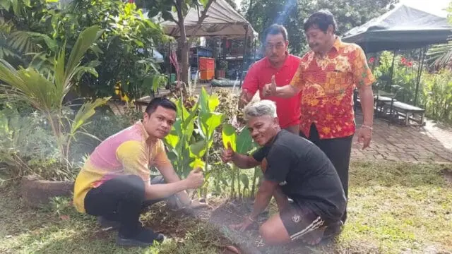 Peduli Lingkungan, "Relawan Karo Tangsel"Jaga Keindahan dan Kebersihan Alam di Destinasi Setu Parigi Peduli Lingkungan, "Relawan Karo Tangsel"Jaga Keindahan dan Kebersihan Alam di Destinasi Setu Parigi