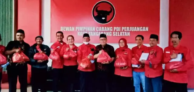 Kader PDIP Tangsel Kompak Antarkan Ananta Jadi Senator Kader PDIP Tangsel Kompak Antarkan Ananta Jadi Senator