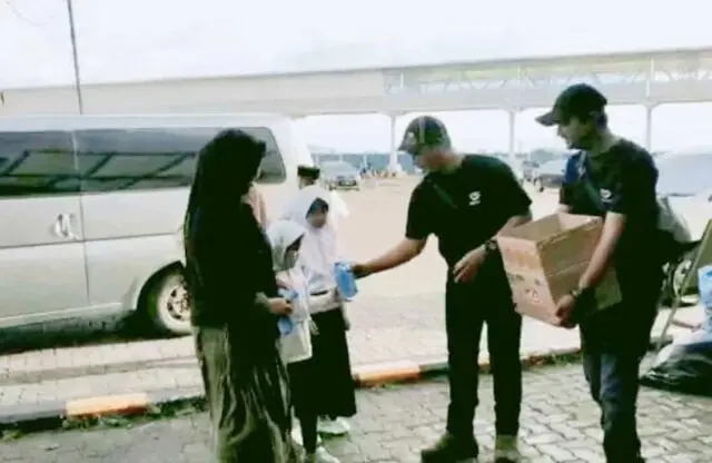 Forum Wartawan Kepelabuhanan Barbagi Takjil Dibulan Ramadhan Forum Wartawan Kepelabuhanan Barbagi Takjil Dibulan Ramadhan