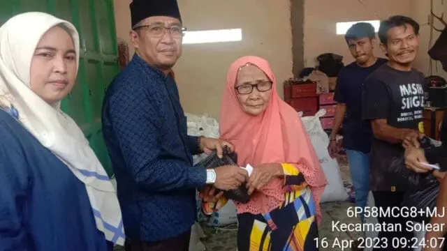 Kades Cikuya Santuni Anak Yatim dan Kaum Dhuafa: Berjalan dengan Lancar Kades Cikuya Santuni Anak Yatim dan Kaum Dhuafa: Berjalan dengan Lancar