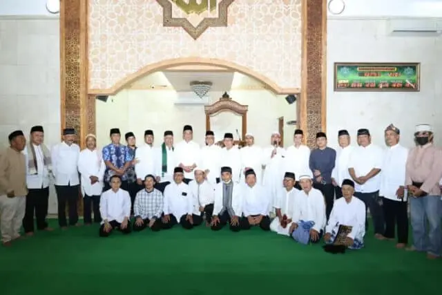 Kunjungi Tiga Masjid, Pemkot Tangsel Mulai Gelar Safari Ramadan 1444 Hijriah Kunjungi Tiga Masjid, Pemkot Tangsel Mulai Gelar Safari Ramadan 1444 Hijriah