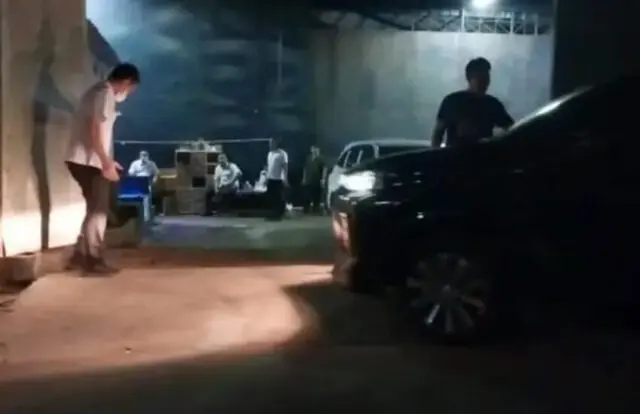 Kemendag Gerebek Gudang Oli Palsu di Kota Tangerang Kemendag Gerebek Gudang Oli Palsu di Kota Tangerang