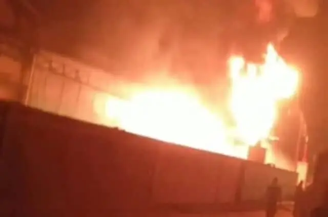 Pabrik Plastik di Pakuhaji Tangerang Terbakar: Sementara Belum diKetahui apa Penyebabnya Pabrik Plastik di Pakuhaji Tangerang Terbakar: Sementara Belum diKetahui apa Penyebabnya
