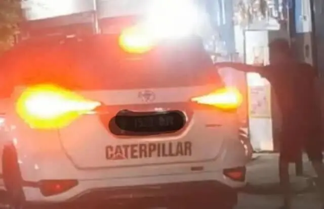 Terlibat Insiden dan Saling Emosi, Pengemudi Mobil Tabrak Pemotor di Cipondoh, Ditangkap Polisi Terlibat Insiden dan Saling Emosi, Pengemudi Mobil Tabrak Pemotor di Cipondoh, Ditangkap Polisi