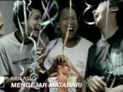 Lirik Lagu Mengejar Matahari – Ari Lasso Lirik Lagu Mengejar Matahari - Ari Lasso