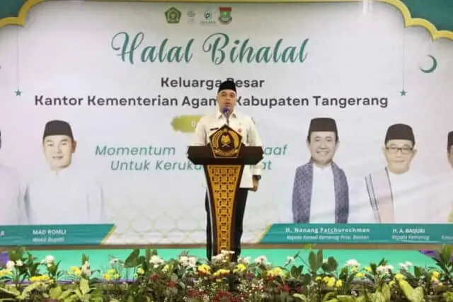 Bupati Zaki Hadiri Halal Bihalal Dengan Jajaran Kemenag Bupati Zaki Hadiri Halal Bihalal Dengan Jajaran Kemenag