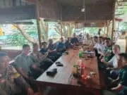 Polsek KSKP Merak, Membangun Sinergitas TNI - Polri Jumat Curhat