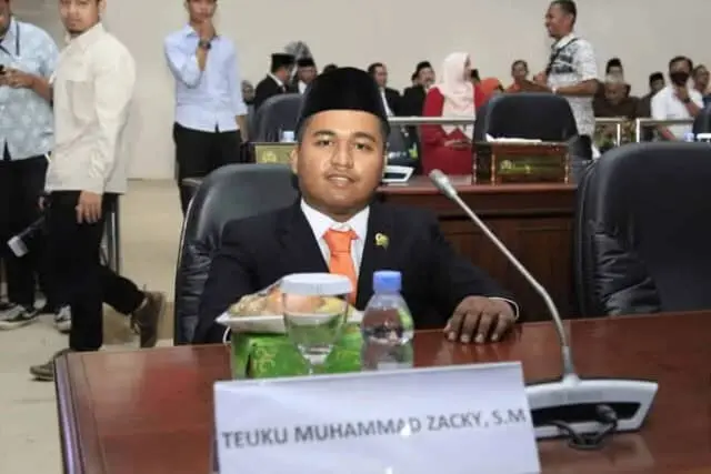 Aleg PKS Soroti Angka Pengangguran Tertinggi di Banten Aleg PKS Soroti Angka Pengangguran Tertinggi di Banten