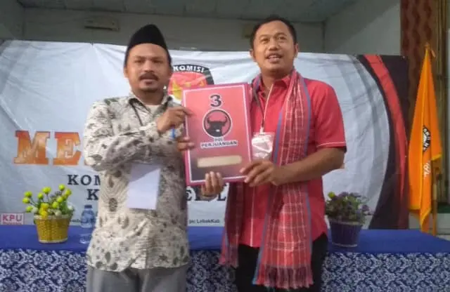 PDI Perjuangan Resmi Daftar ke KPU Kabupaten Lebak, KPU Lebak: Proses Berkas Lengkap PDI Perjuangan Resmi Daftar ke KPU Kabupaten Lebak, KPU Lebak: Proses Berkas Lengkap