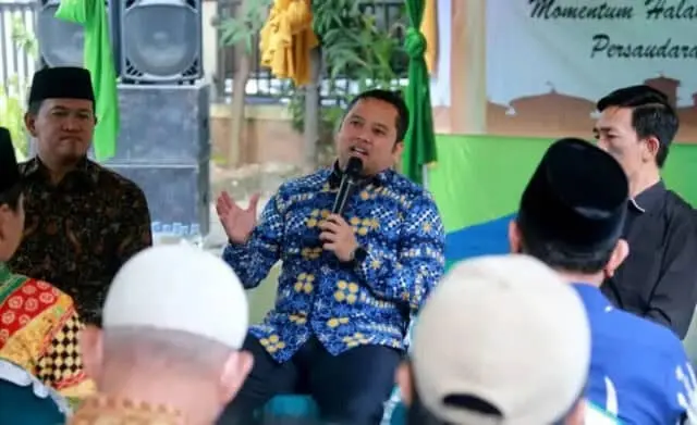 Ketemu RT-RW, Arief: Jangan Sampai Ada Orang yang Tidak Terurus di Kota Ini Ketemu RT-RW, Arief: Jangan Sampai Ada Orang yang Tidak Terurus di Kota Ini
