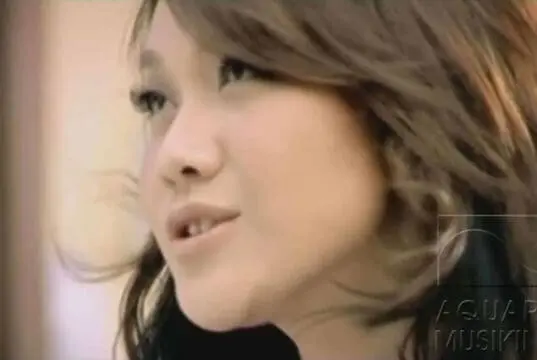 Lirik Lagu Karena Kucinta Kau – Bunga Citra Lestari (BCL) Lirik Lagu Karena Kucinta Kau - Bunga Citra Lestari (BCL)