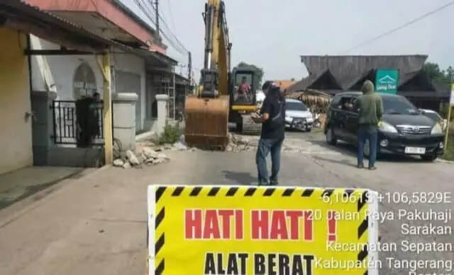 DBMSDA Lakukan Lanjutan Rehabilitasi Jalan Gardu Tanah Merah Menuju Jalan Raya Pakuhaji DBMSDA Lakukan Lanjutan Rehabilitasi Jalan Gardu Tanah Merah Menuju Jalan Raya Pakuhaji