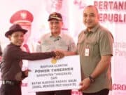 Bupati Zaki Dampingi Wamentan RI Kunjungi PUSKAGRO dan PT. TUM Bupati Zaki Dampingi Wamentan RI Kunjungi PUSKAGRO dan PT. TUM, Foto (Istimewa)