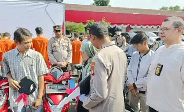 Warga Tangerang Apresiasi Kinerja Polisi Gercep, Motor Hilang Sebulan Bisa Kembali Warga Tangerang Apresiasi Kinerja Polisi Gercep, Motor Hilang Sebulan Bisa Kembali