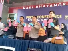 Sikat! Satreskrim Polresta Tangerang Bekuk 4 Orang Pelaku Ganjal ATM Sikat! Satreskrim Polresta Tangerang Bekuk 4 Orang Pelaku Ganjal ATM