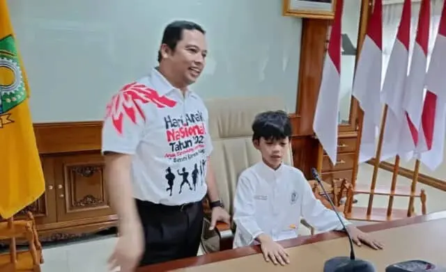 Anak Yatim Rasakan Jadi Wali Kota Tangerang, Kelak Jadi Pemimpin Masa Depan Anak Yatim Rasakan Jadi Wali Kota Tangerang, Kelak Jadi Pemimpin Masa Depan