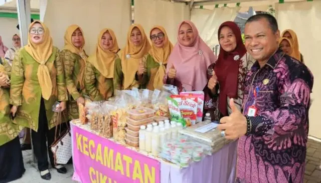 DPPKB: Peran Keluarga Penting dalam Pencegahan Stunting DPPKB) memperingati Hari Keluarga Nasional (Harganas) ke-30 tahun 2023 di kantor Kecamatan Sukadiri, Kabupaten Tangerang. Foto. (Istimewa)