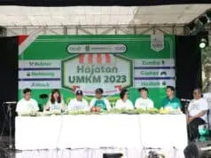 Hajatan UMKM Nasional Digelar di Tangsel, Benyamin: UMKM Berikan Dampak Kemajuan Perekonomian Luar Biasa Hajatan UMKM Nasional Digelar di Tangsel, Benyamin: UMKM Berikan Dampak Kemajuan Perekonomian Luar Biasa