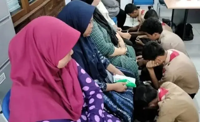 Parah! Dua Pelajar SMP Kota Tangerang Bikin Konten Adu Jotos Biar Dibilang Jagoan Parah! Dua Pelajar SMP Kota Tangerang Bikin Konten Adu Jotos Biar Dibilang Jagoan
