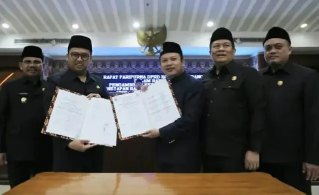 Tok! Raperda Perubahan APBD 2023 Disetujui DPRD Kota Tangerang Tok! Raperda Perubahan APBD 2023 Disetujui DPRD Kota Tangerang