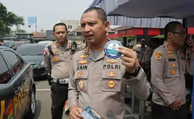 Kapolres Bersyukur Ditemukan Kendaraan Dinas Tak Lolos Uji Emisi Kapolres Bersyukur Ditemukan Kendaraan Dinas Tak Lolos Uji Emisi