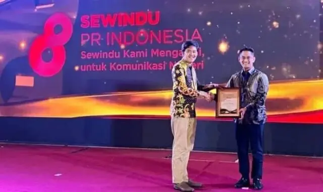 Transformasi Digital PLN Perkuat Komunikasi Publik dan Peningkatan Pelayanan Pelanggan PT PLN (Persero) mendapatkan apresiasi sebagai perusahaan berpengaruh di bidang komunikasi.Foto.(Istimewa)