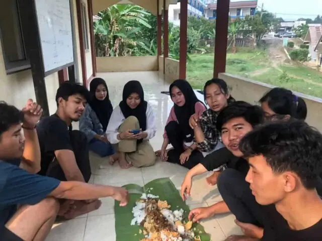 Mapalbara merupakan organisasi pencinta alam mahasiswa di STISIP Banten Raya.