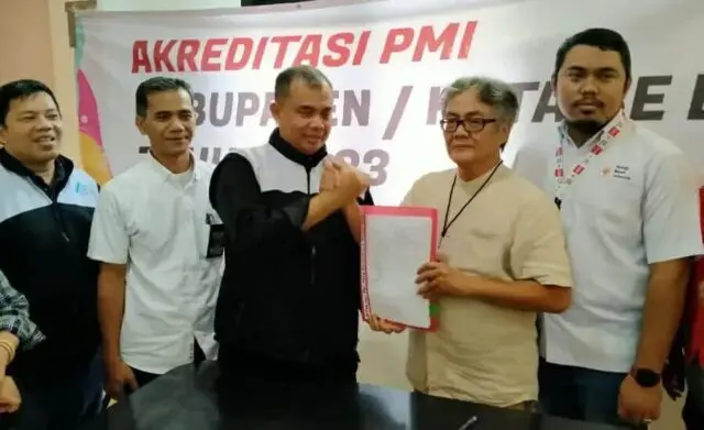 PMI Kota Tangerang Raih Akreditasi Tingkat Utama dari PMI Pusat PMI Kota Tangerang Raih Akreditasi Tingkat Utama dari PMI Pusat