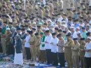 Masyarakat Kota Tangerang Salat Istisqa' Memohon Hujan dan Do'a Palestina